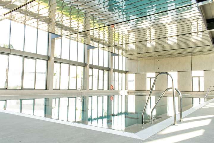 Pool 43 of 93