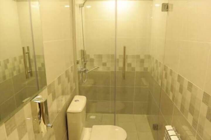 Room 15 of 23