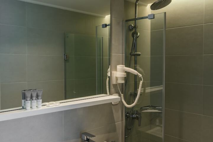 Bath Interior