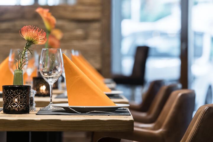 Dining 74 of 111