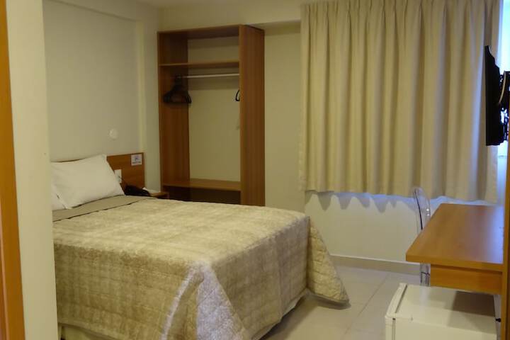 Room 15 of 46