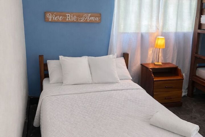Room 12 of 46