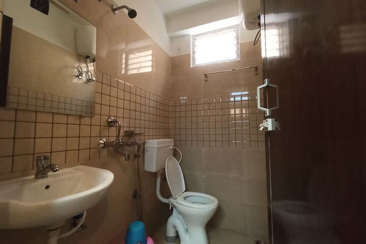 Room 20 of 27