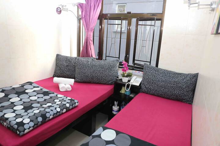 Room 16 of 31