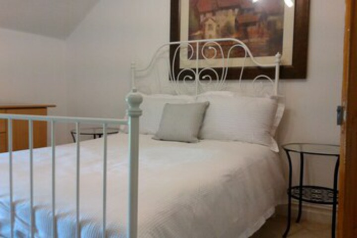 Room 26 of 47