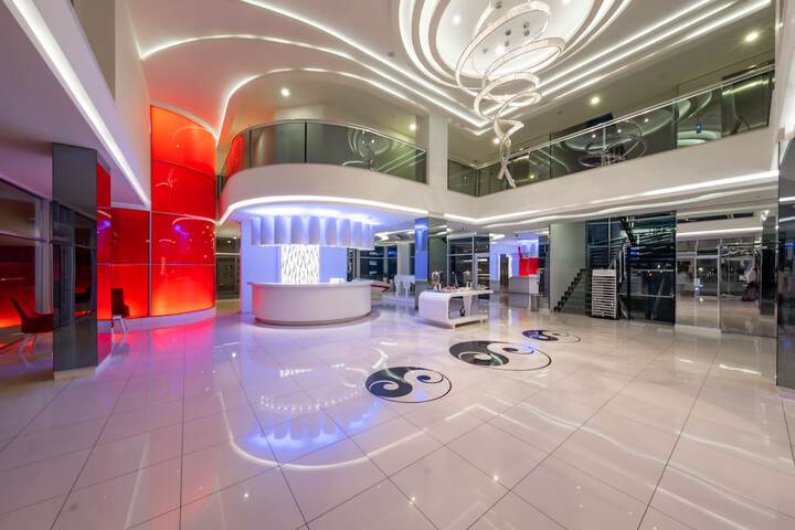Guest Lobby