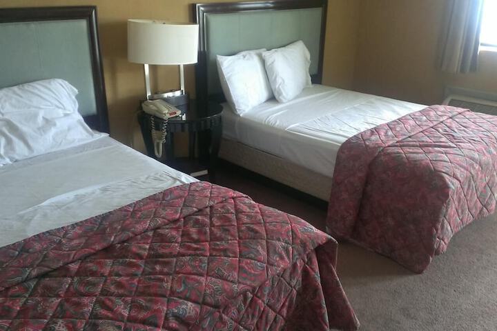 Room 2 of 22