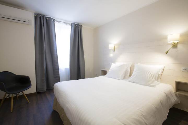 Room 15 of 86