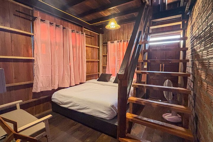 Room 47 of 135