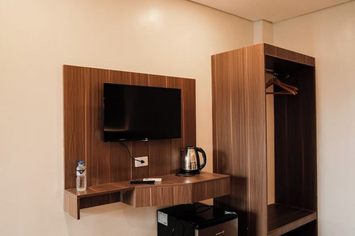 Room 3 of 19