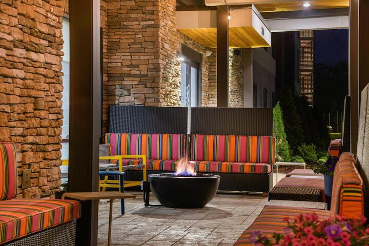 Terrace/Patio 38 of 43