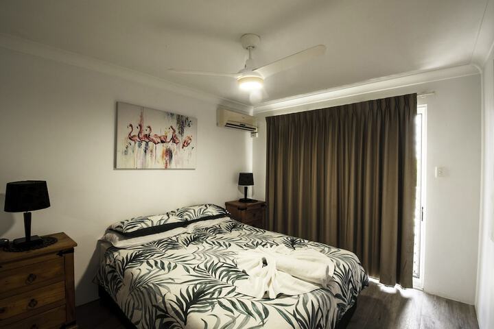 Room 5 of 42