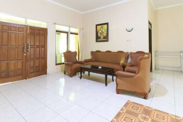 Room 43 of 65