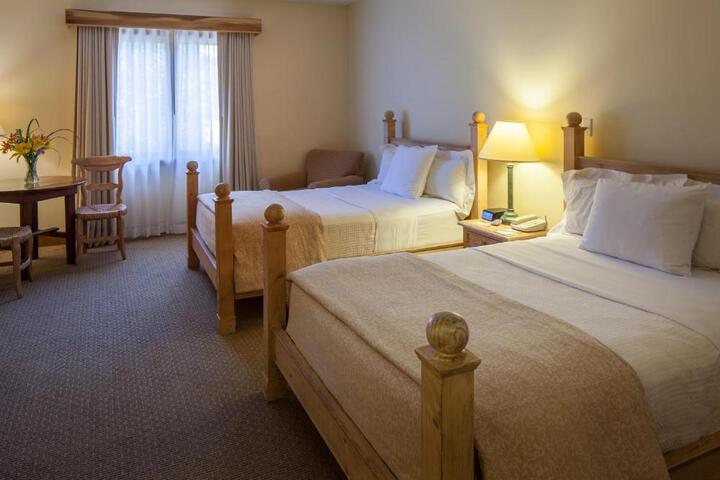 2 Double Beds (1 of 4)