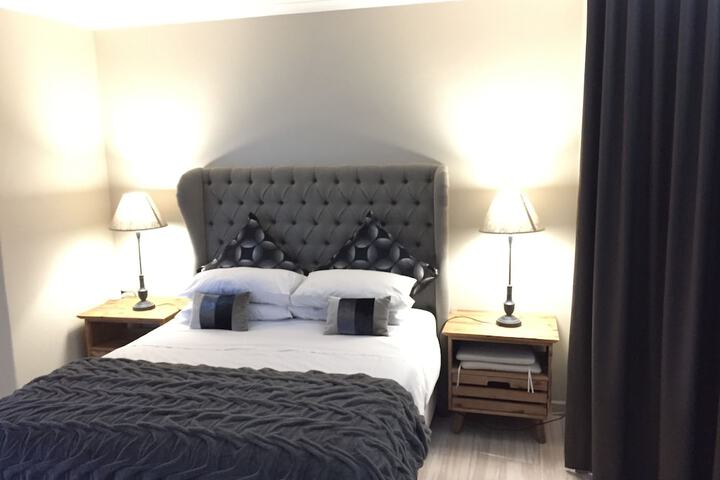 Room 2 of 53
