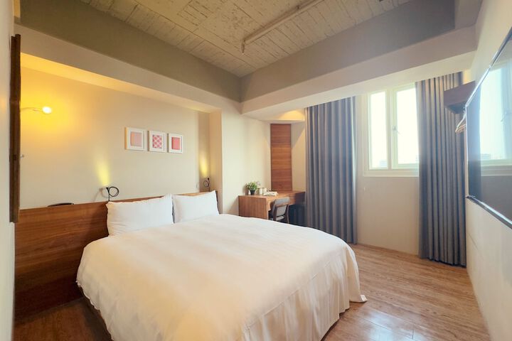 Room 34 of 65