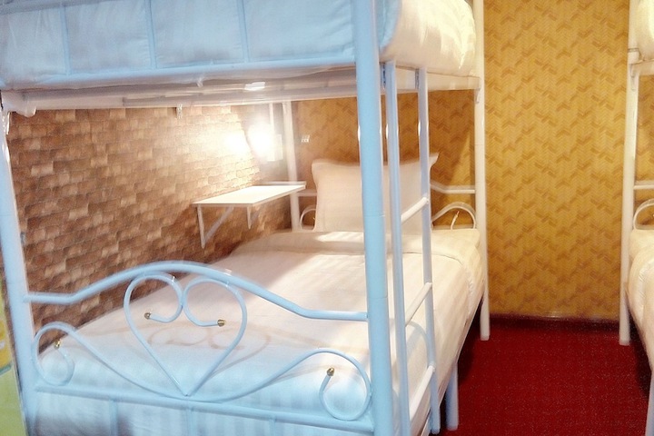 Room 25 of 108