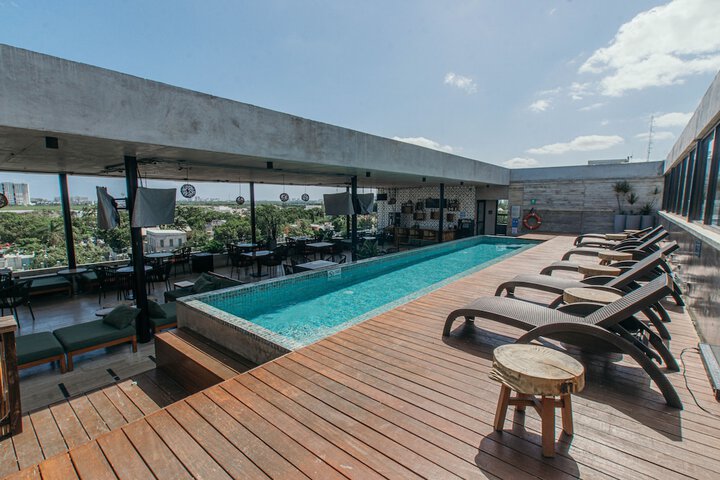 Pool 29 of 64