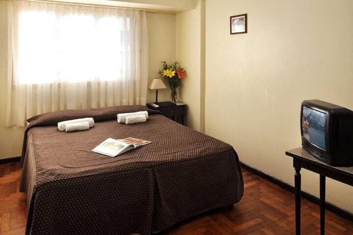Room 8 of 38
