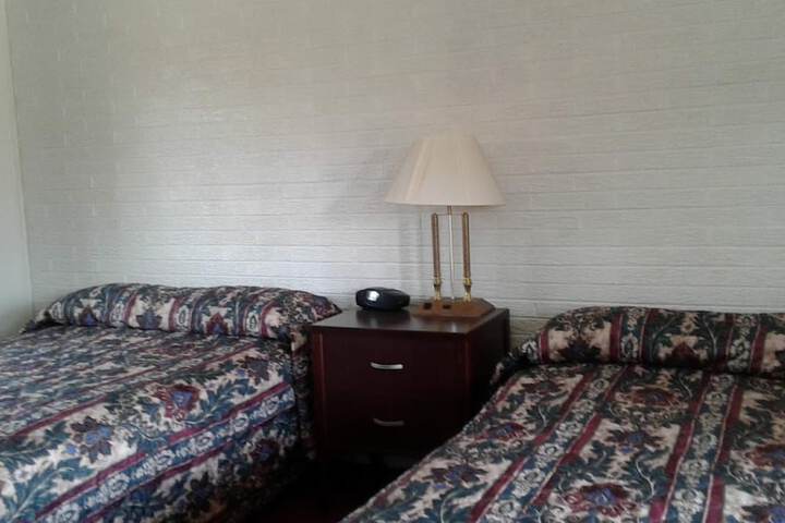 Motel Plaza in Vermilion, OH