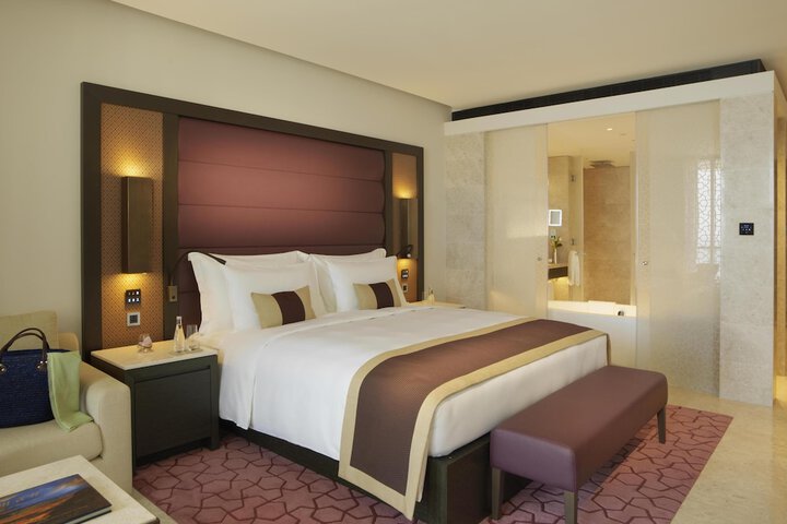 Room 79 of 254