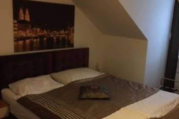 Room 41 of 60