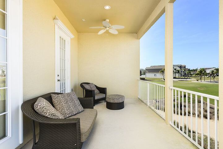 Terrace/Patio 28 of 28