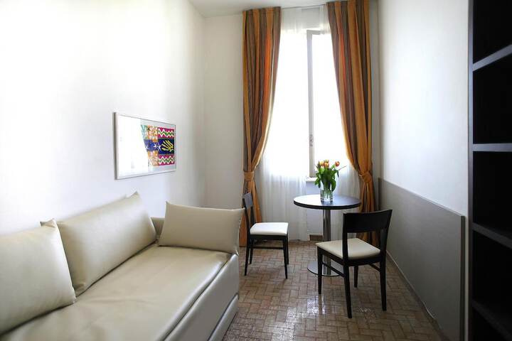 Room 26 of 47