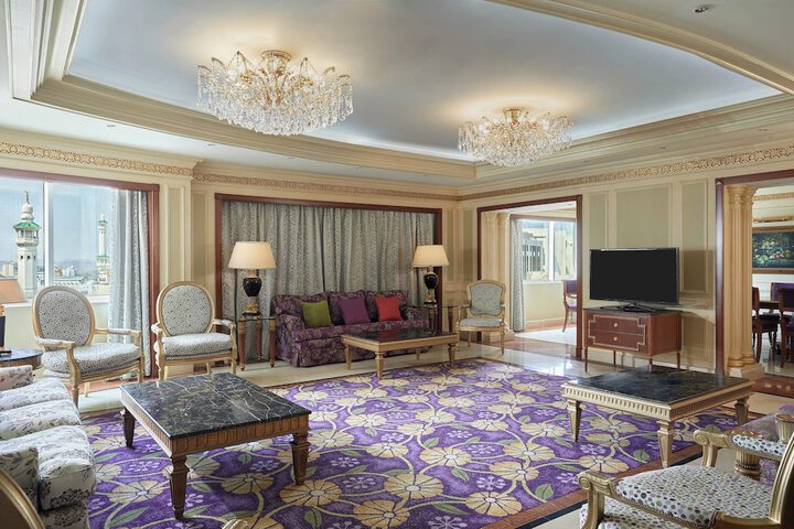 Room 3 of 31