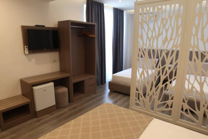 Room 30 of 59