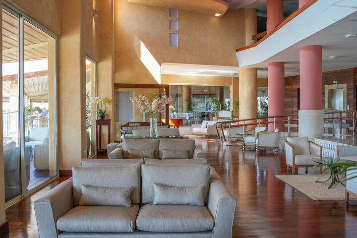 Lobby Entry