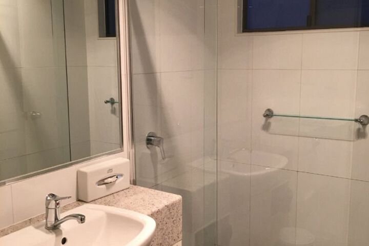 Room 20 of 36