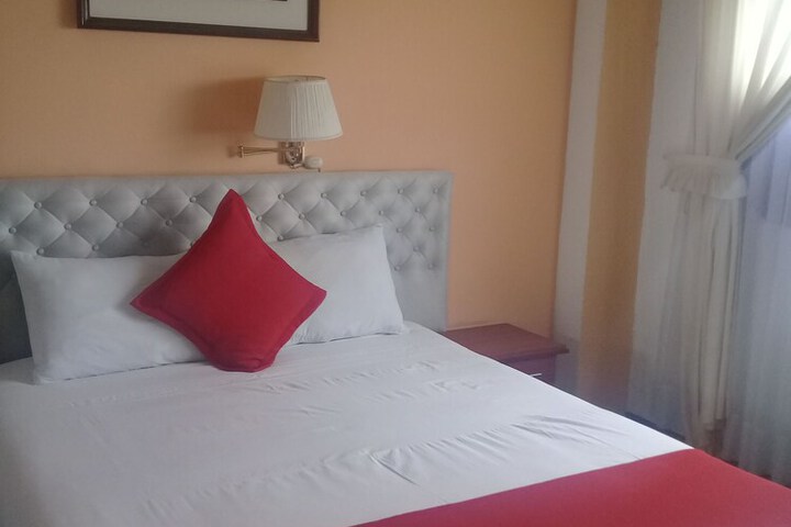 Room 8 of 86