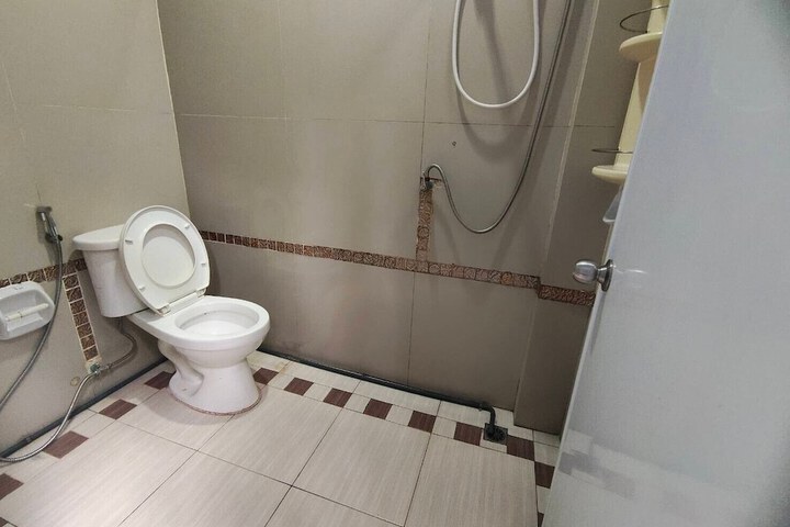 Room 156 of 195