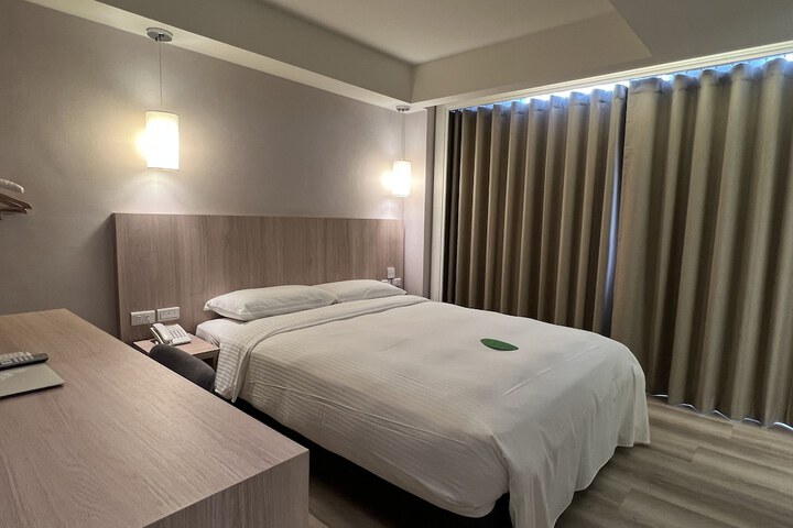 Room 9 of 67