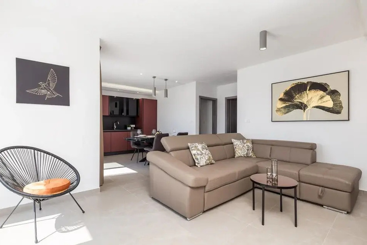 Beautiful Home in Volosko With Outdoor Swimming Pool Wifi and 2 Bedrooms