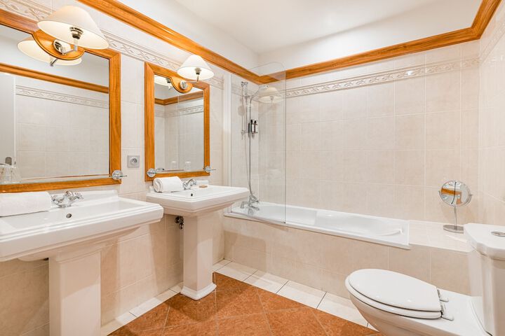 Clean Restrooms