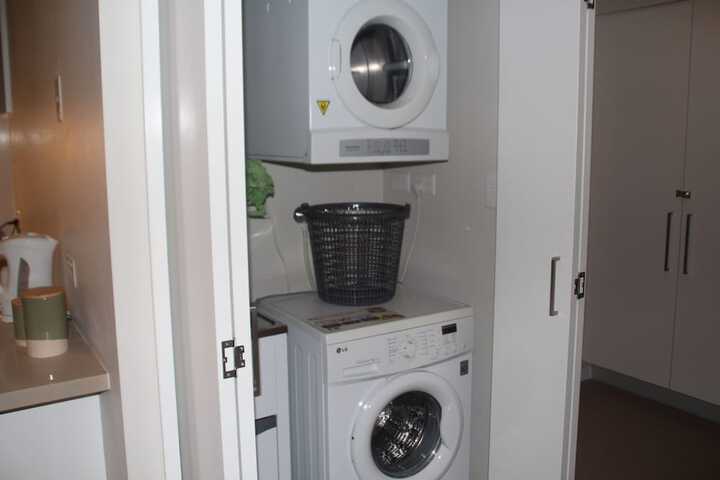 Laundry 27 of 34