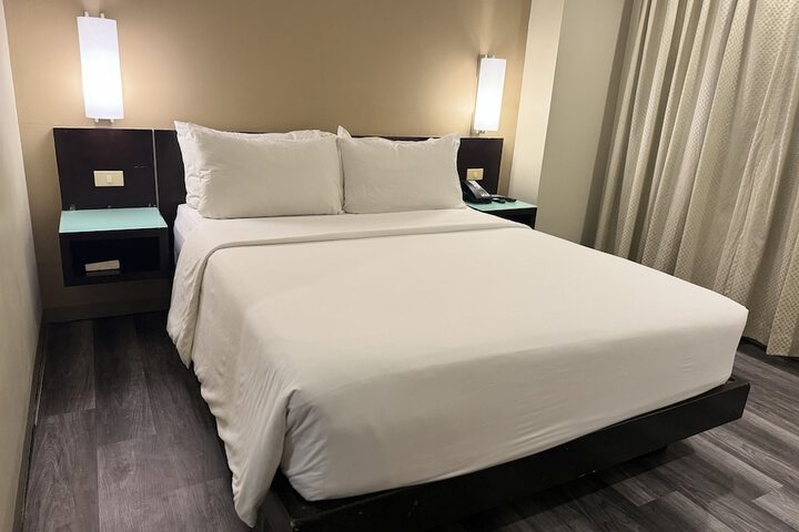 Room 21 of 65