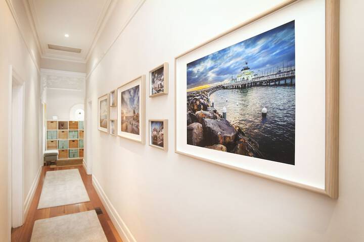 Ballroom/Hall 69 of 88