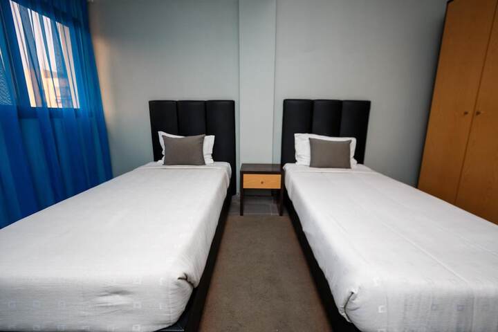 Room 20 of 34
