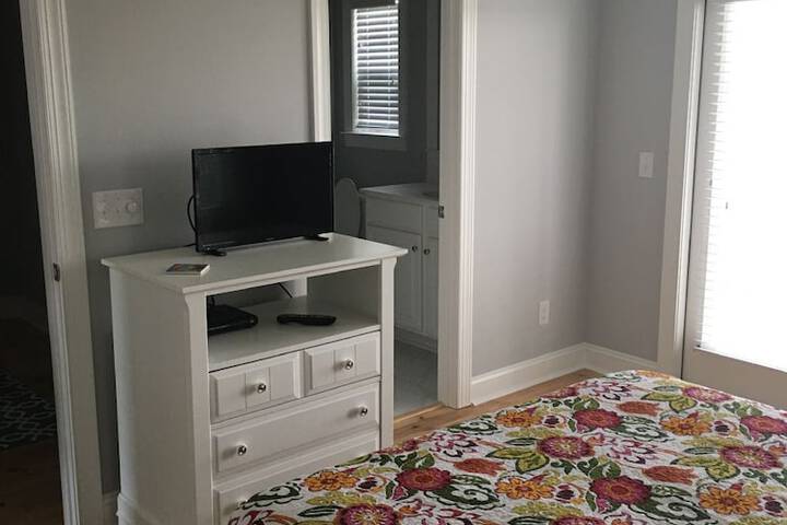 Room 6 of 48