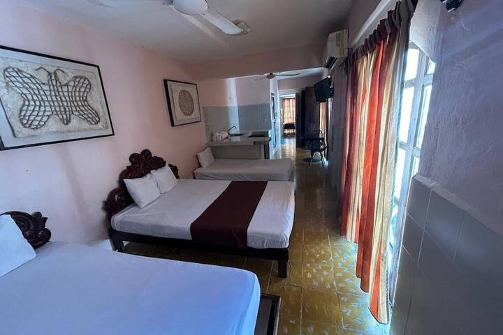 Room 26 of 38