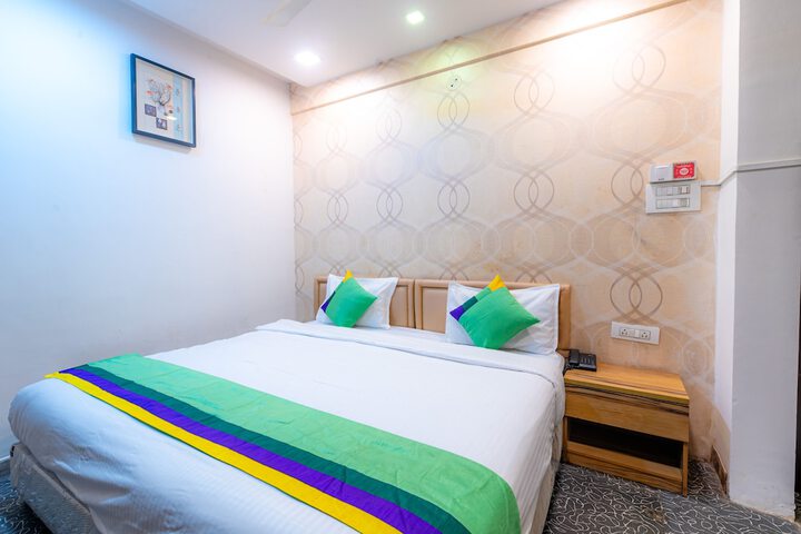 Room 40 of 61