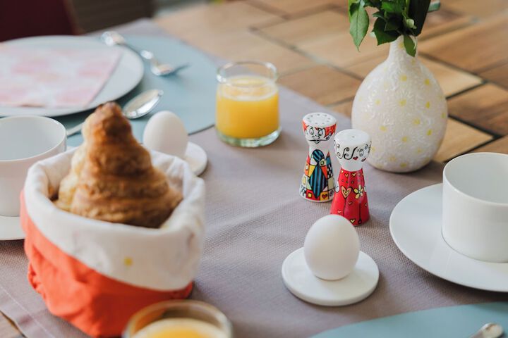 Breakfast/Coffee Service 19 of 25