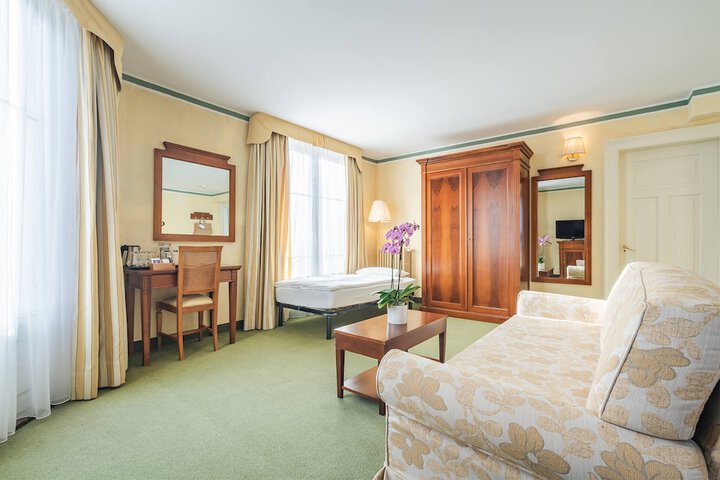 Room 56 of 120