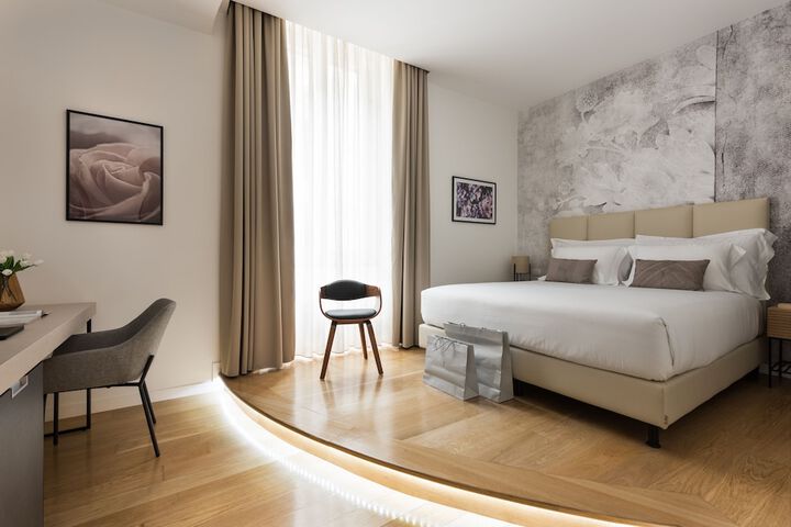 Room 15 of 36