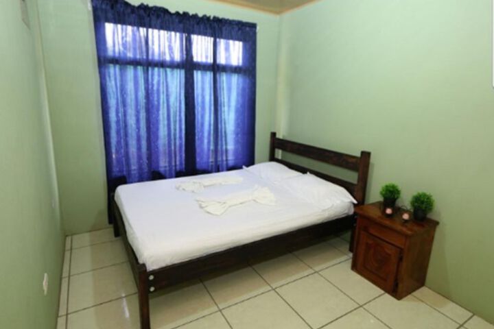 Room 27 of 31