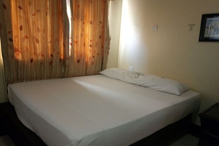 Room 5 of 57