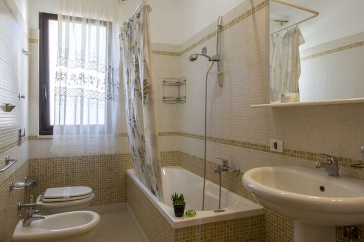 Bathroom Interior Photo